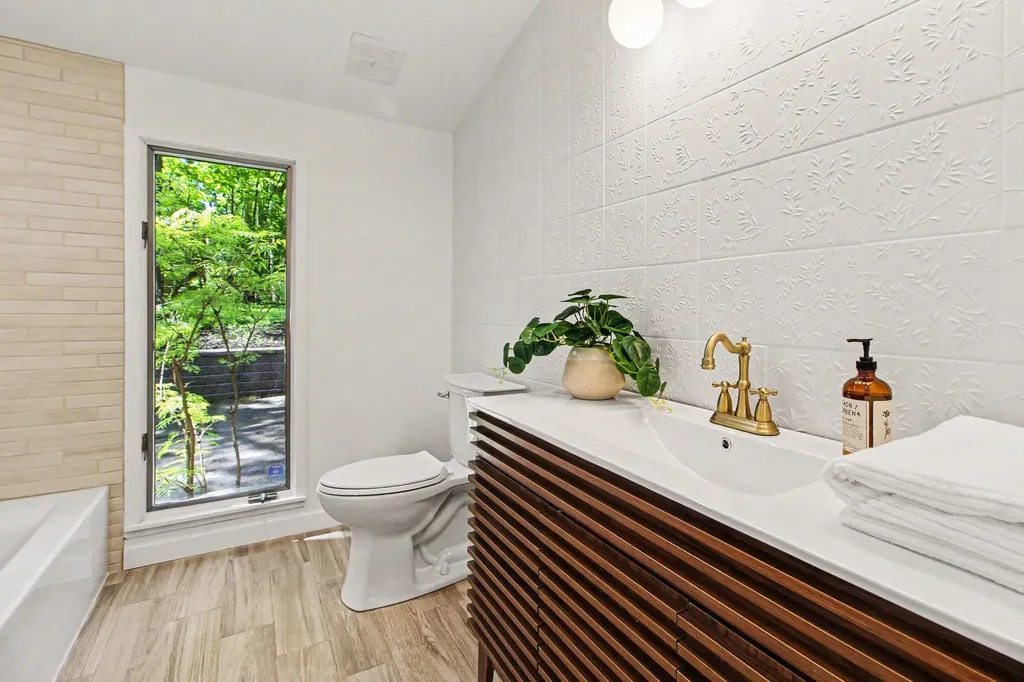 3966 Penberton Drive Ann Arbor City MI 48105