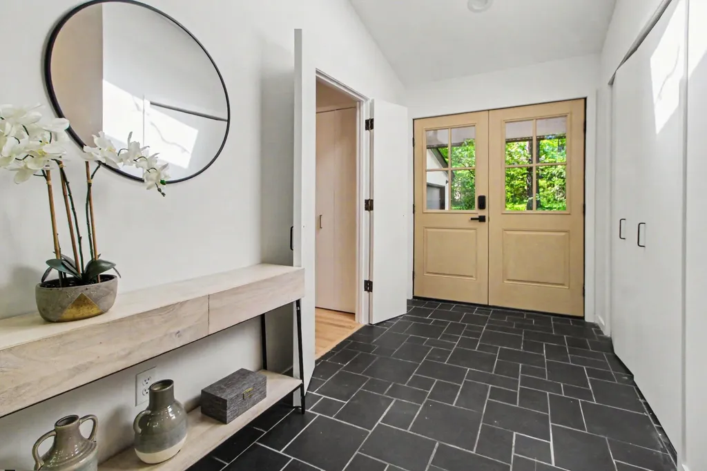 3966 Penberton Drive Ann Arbor City MI 48105