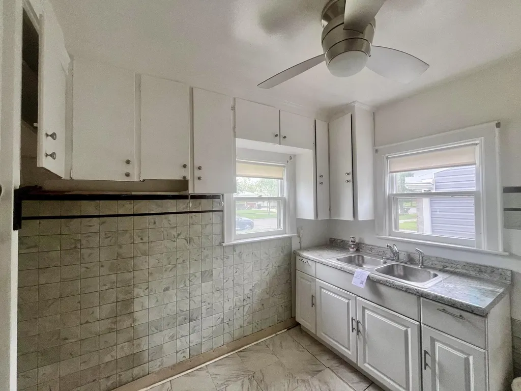 19249 Marx Street Detroit City MI 48203
