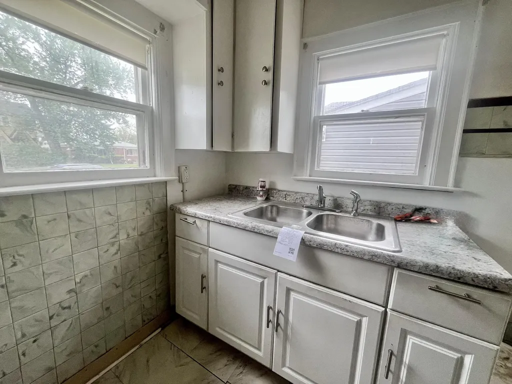 19249 Marx Street Detroit City MI 48203