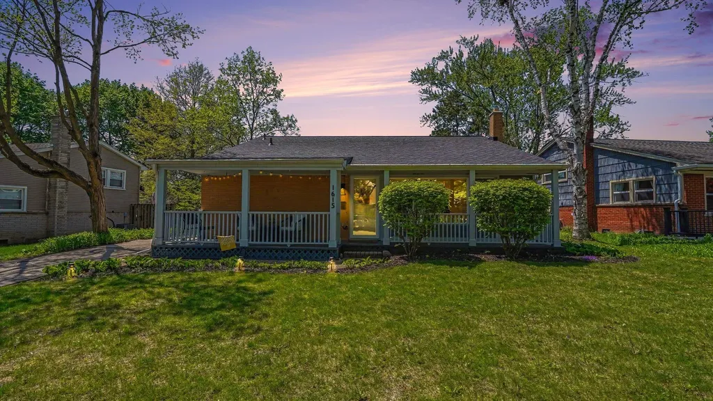 1615 Saunders Crescent Ann Arbor City MI 48103