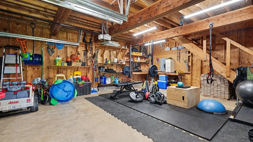 1615 Saunders Crescent Ann Arbor City MI 48103