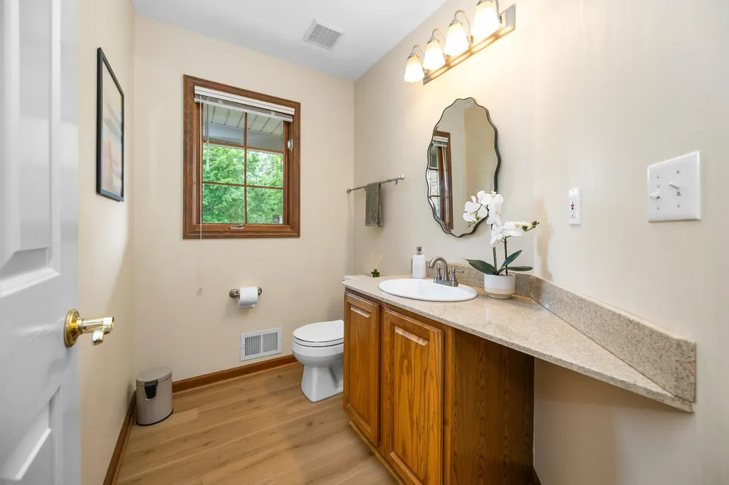 624 Woodhill Drive Saline City MI 48176
