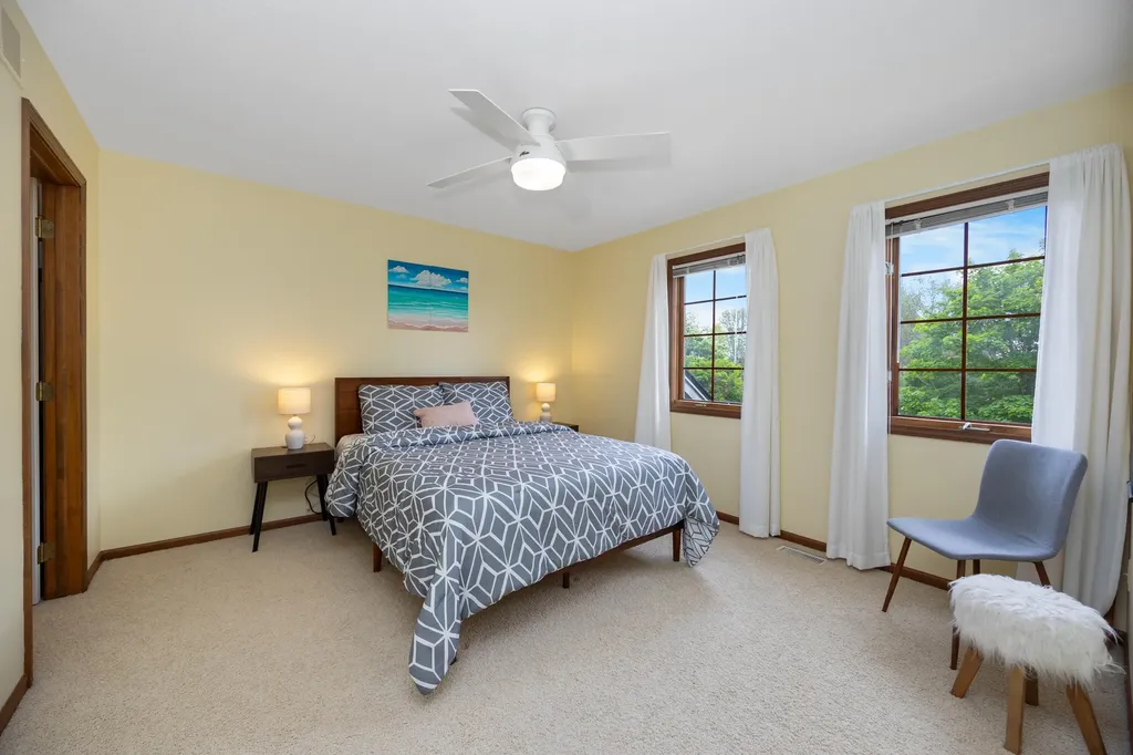 624 Woodhill Drive Saline City MI 48176