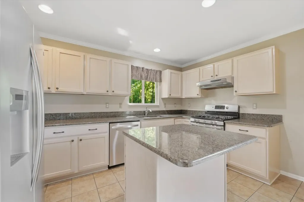 4387 Sunburst Avenue Waterford Charter Township MI 48329