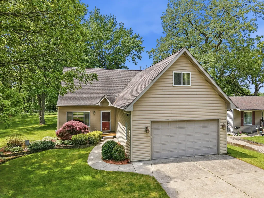 4387 Sunburst Avenue Waterford Charter Township MI 48329