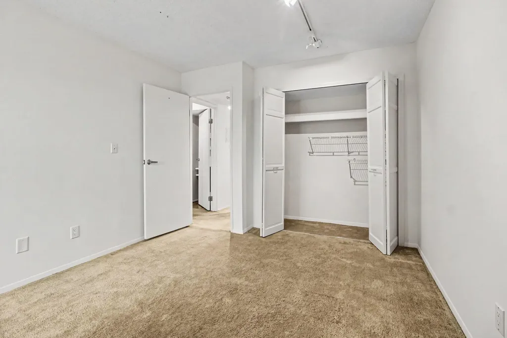 804 Cliffs Drive Ypsilanti Charter Township MI 48198