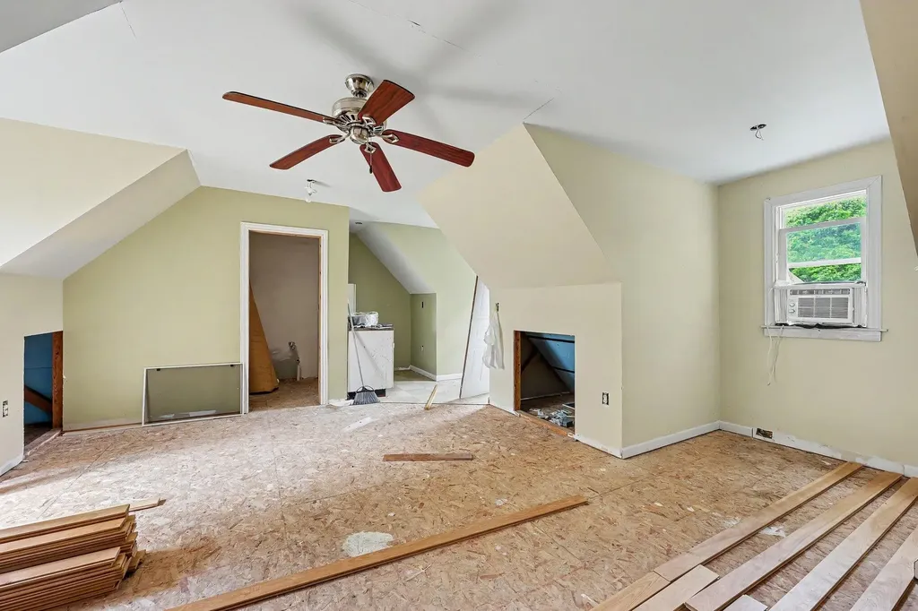 222 Monroe Street Saline City MI 48176