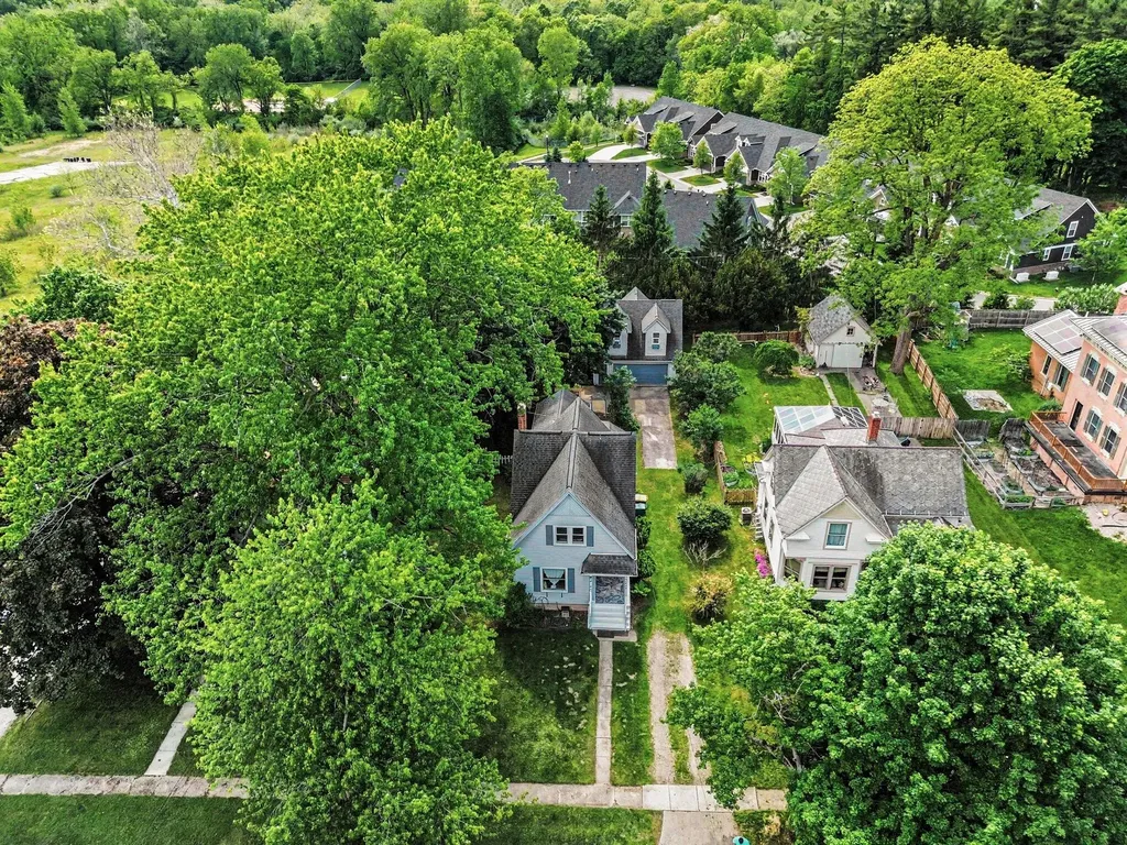 222 Monroe Street Saline City MI 48176