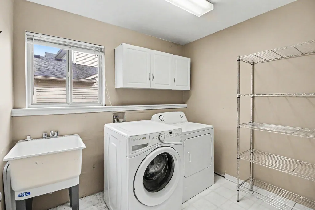 312 Redrock Court Ann Arbor City MI 48103