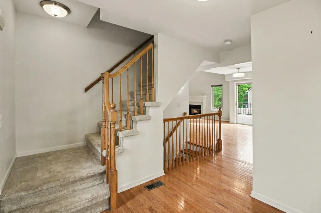 312 Redrock Court Ann Arbor City MI 48103