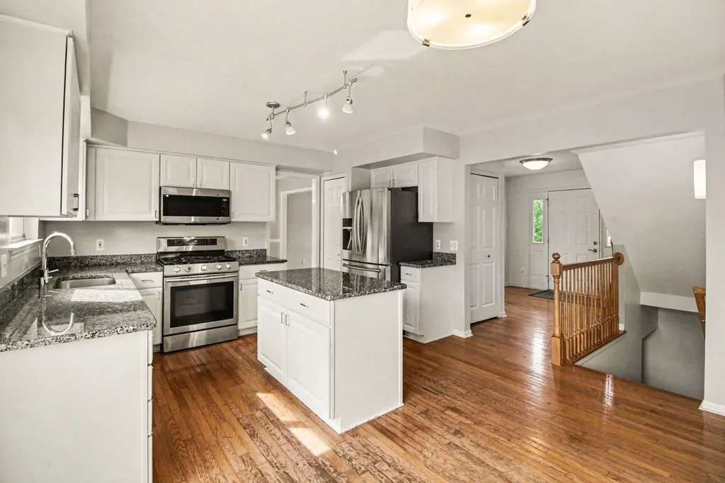 312 Redrock Court Ann Arbor City MI 48103