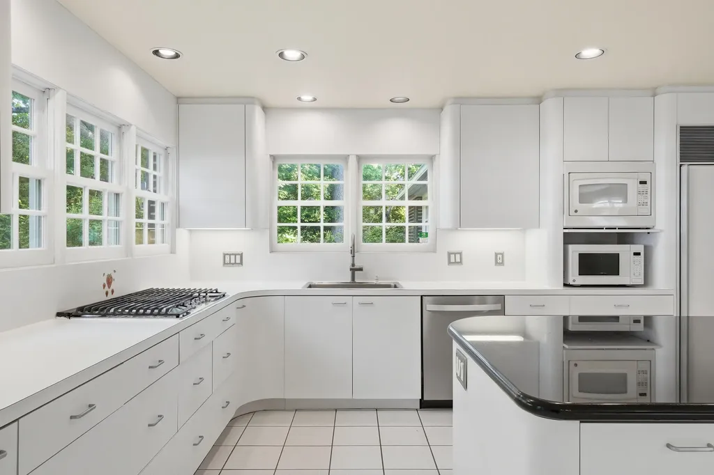 700 Avon Road Ann Arbor City MI 48104