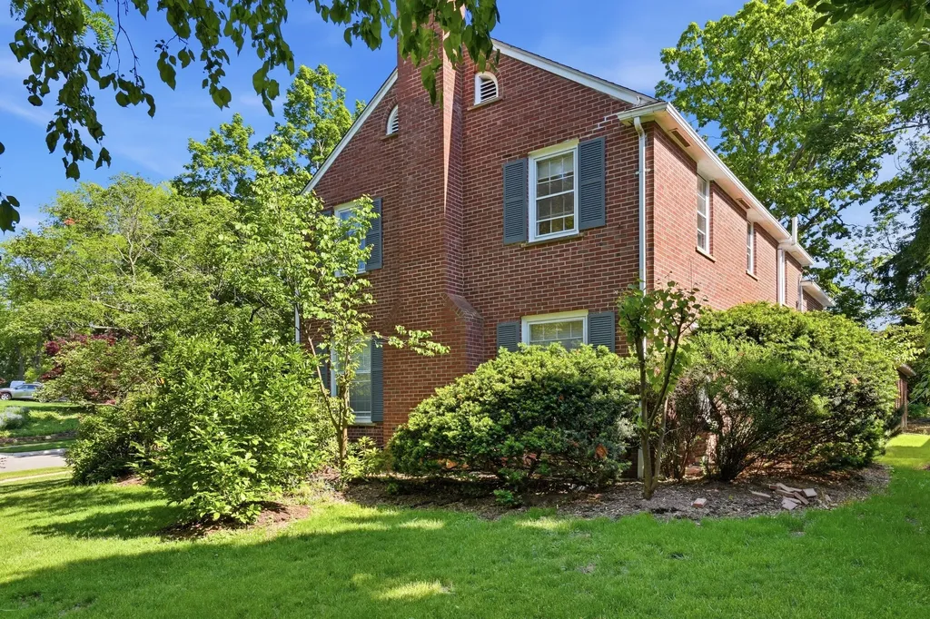700 Avon Road Ann Arbor City MI 48104