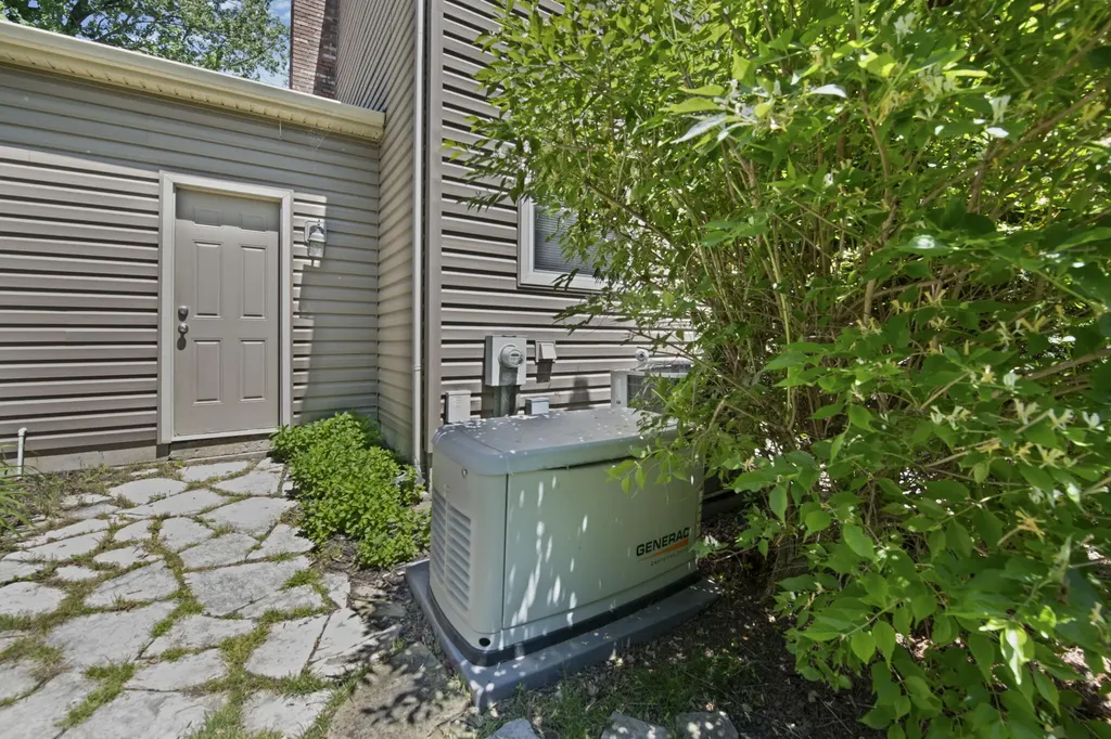 8073 Gandy Court Grosse Ile Township MI 48138