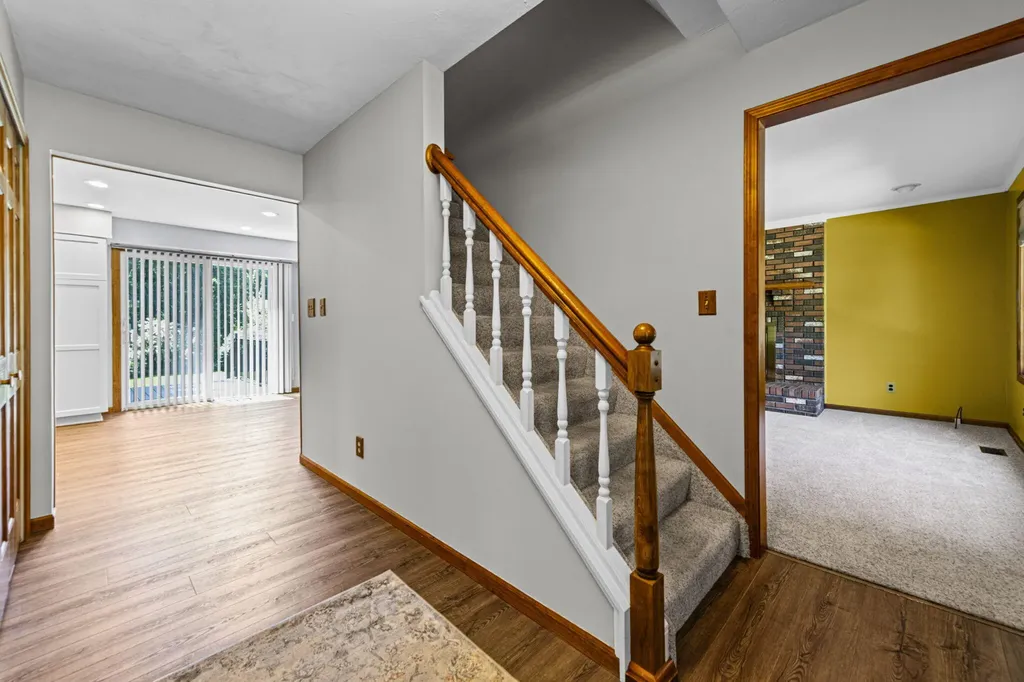 8073 Gandy Court Grosse Ile Township MI 48138