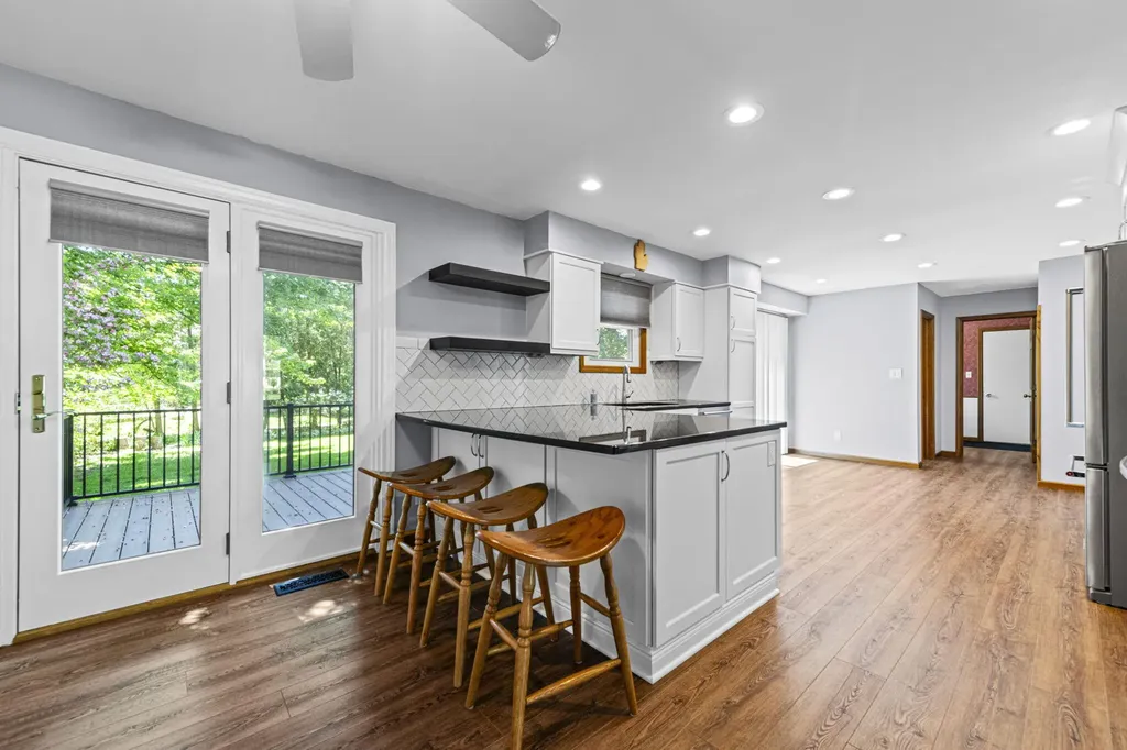 8073 Gandy Court Grosse Ile Township MI 48138
