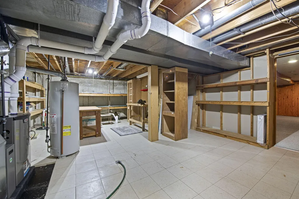 8073 Gandy Court Grosse Ile Township MI 48138