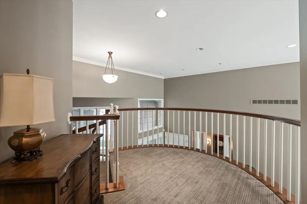 35700 Cross Creek N Farmington Hills City MI 48331