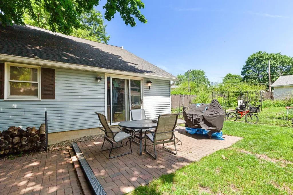246 Washington Street Clinton Village MI 49236