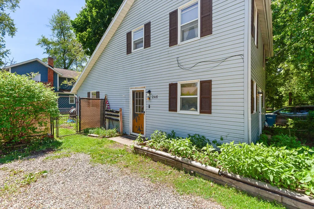 246 Washington Street Clinton Village MI 49236