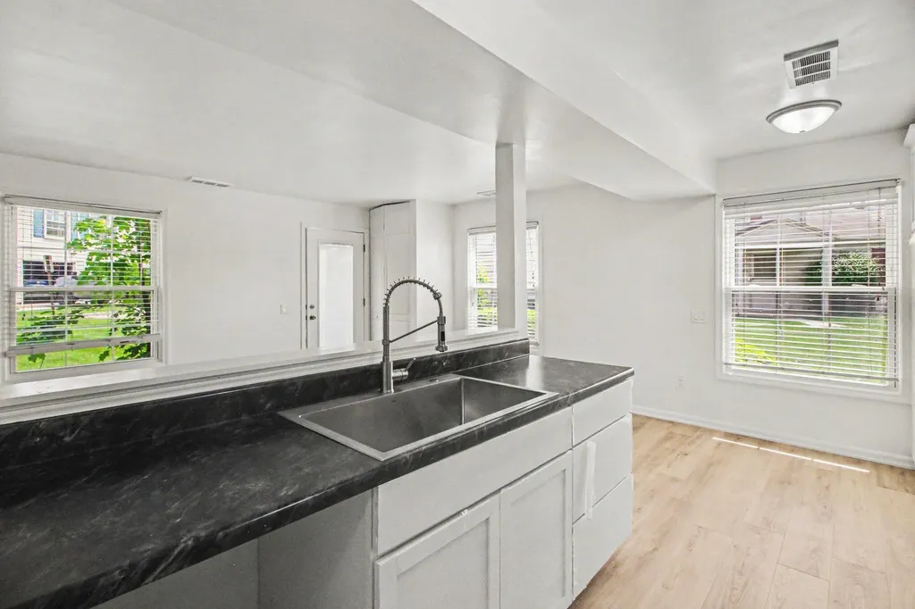 3124 Beechtree Court Unknown City MI 48360