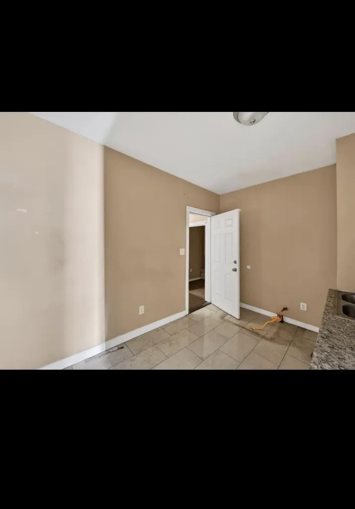 9721 Otsego Street Detroit City MI 48204