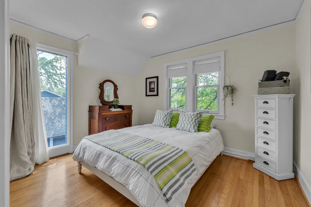 1322 Granger Avenue Ann Arbor City MI 48104