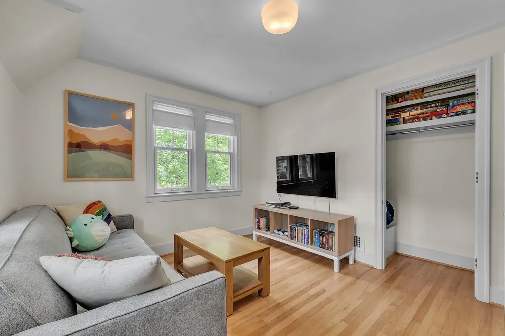 1322 Granger Avenue Ann Arbor City MI 48104