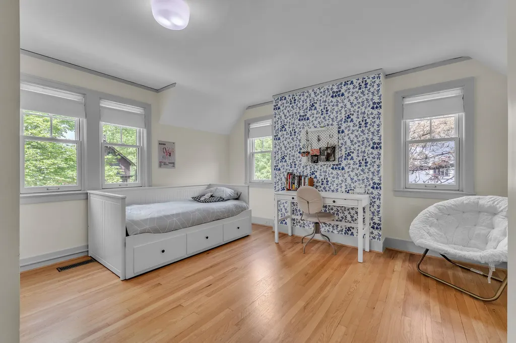 1322 Granger Avenue Ann Arbor City MI 48104