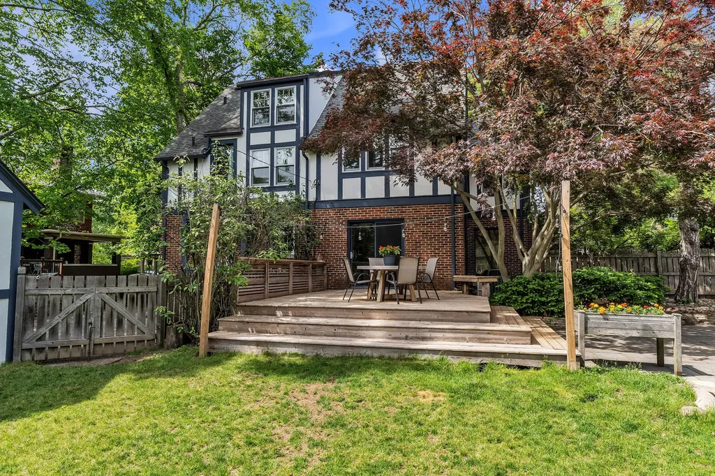 1322 Granger Avenue Ann Arbor City MI 48104