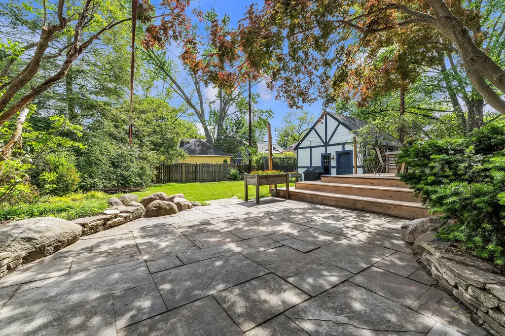 1322 Granger Avenue Ann Arbor City MI 48104