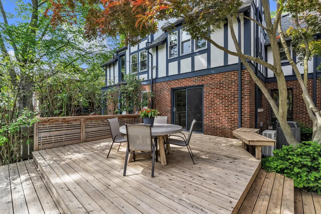 1322 Granger Avenue Ann Arbor City MI 48104
