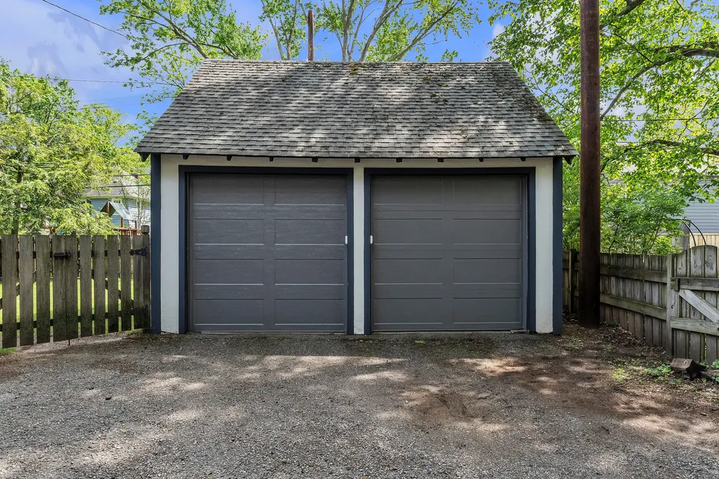 1322 Granger Avenue Ann Arbor City MI 48104