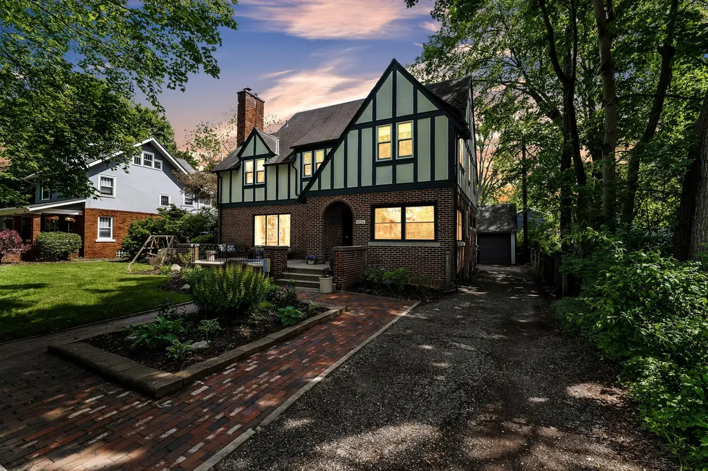 1322 Granger Avenue Ann Arbor City MI 48104