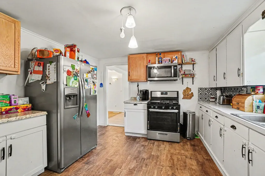 1230 Longfellow Avenue Blackman Charter Township MI 49202