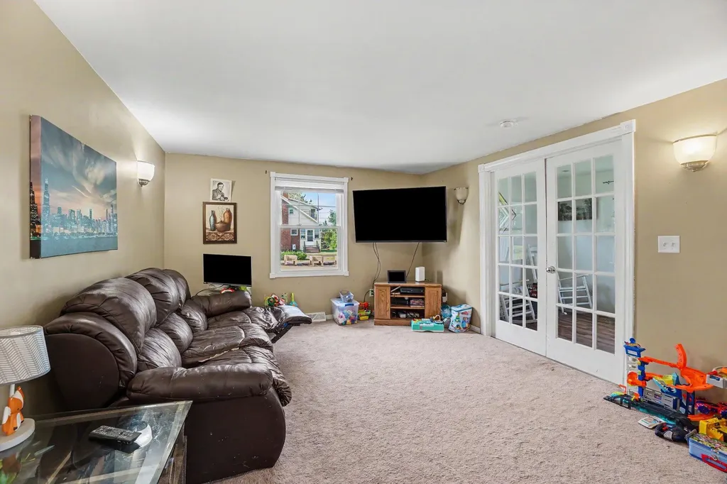 1230 Longfellow Avenue Blackman Charter Township MI 49202