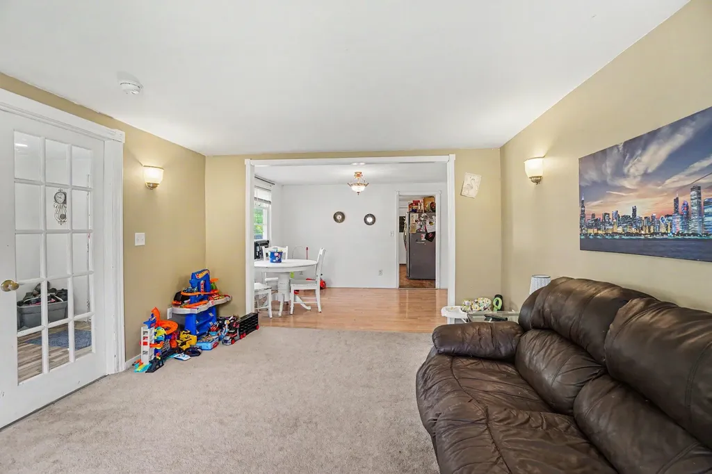 1230 Longfellow Avenue Blackman Charter Township MI 49202