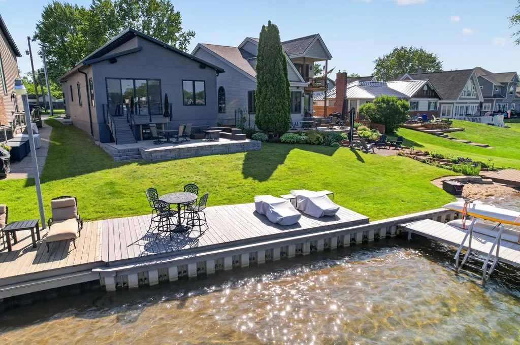 12135 Margaret Drive Fenton Charter Township MI 48430