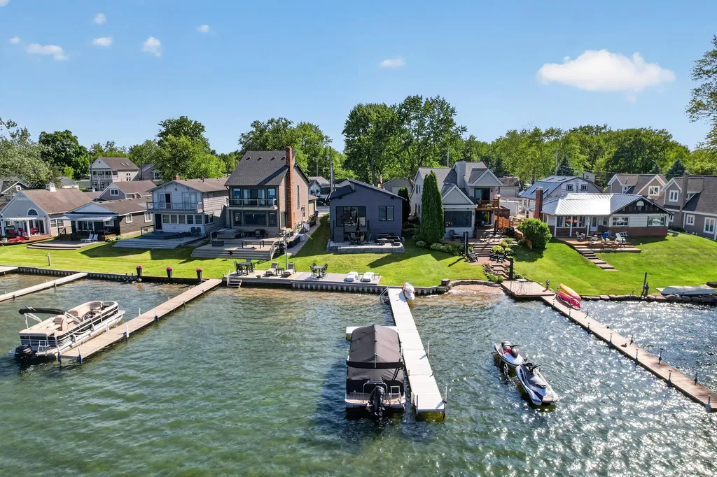12135 Margaret Drive Fenton Charter Township MI 48430