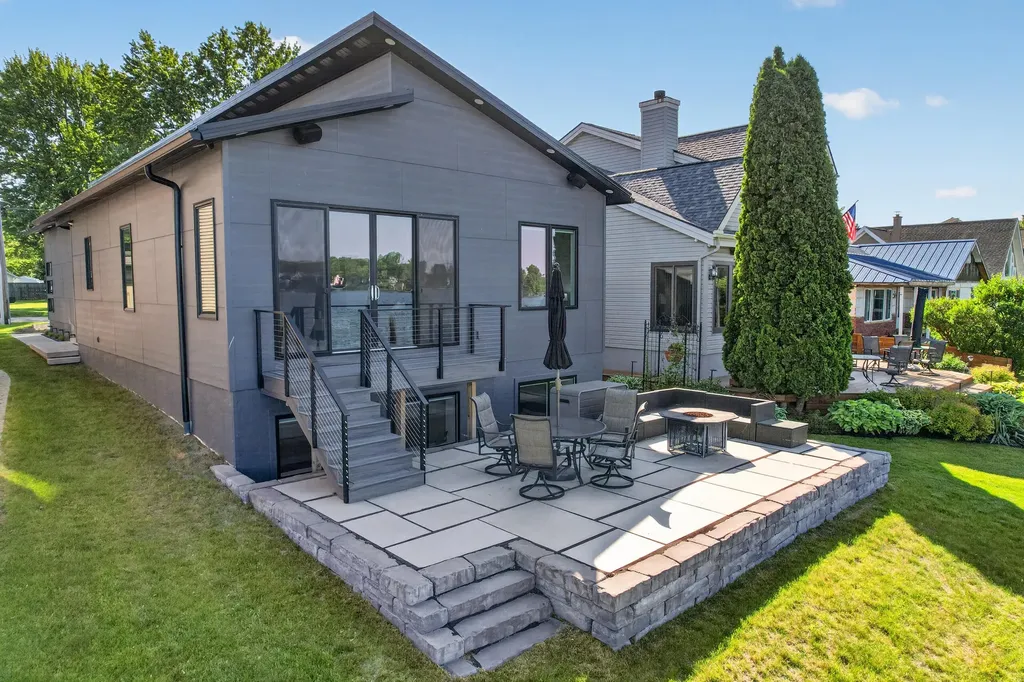 12135 Margaret Drive Fenton Charter Township MI 48430