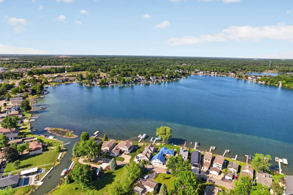 12135 Margaret Drive Fenton Charter Township MI 48430