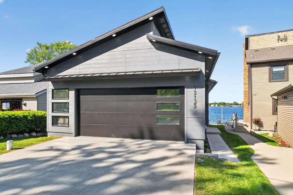 12135 Margaret Drive Fenton Charter Township MI 48430