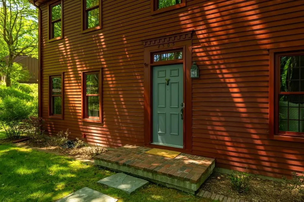 4505 W Loch Alpine Drive Webster Township MI 48103