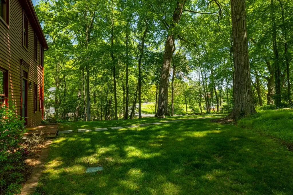 4505 W Loch Alpine Drive Webster Township MI 48103