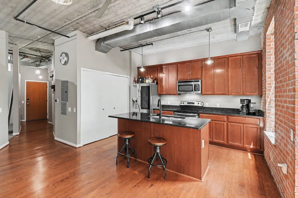 66 Winder Street Detroit City MI 48201