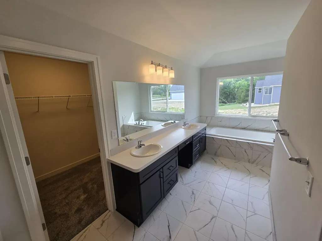 11655 Hillside Drive Dexter Township MI 48130