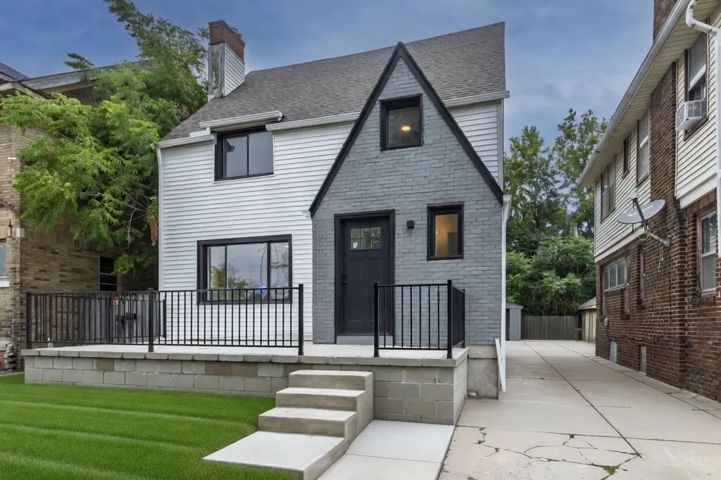 2744 Lawrence Street Detroit City MI 48206