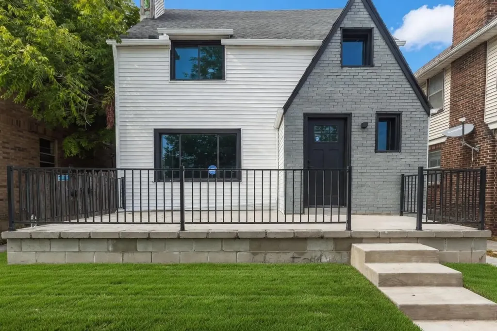2744 Lawrence Street Detroit City MI 48206