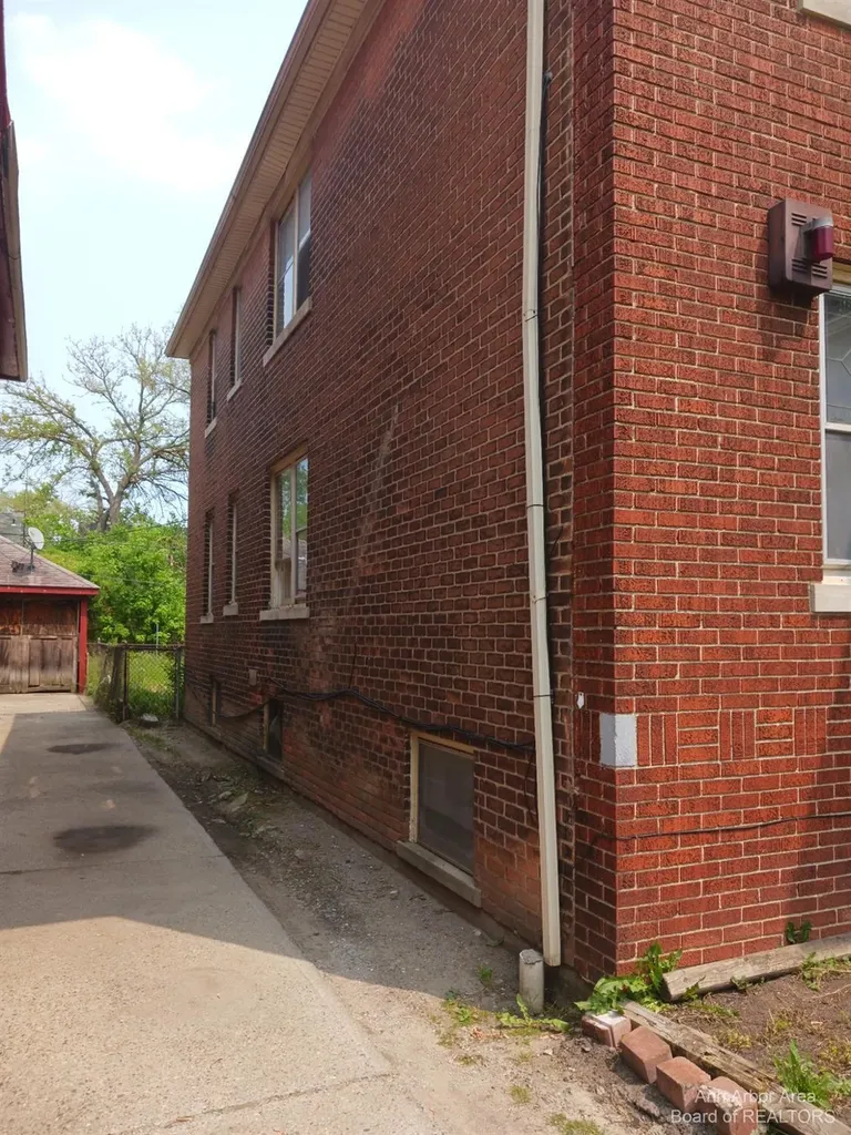 12708 Northlawn Street Detroit City MI 48238